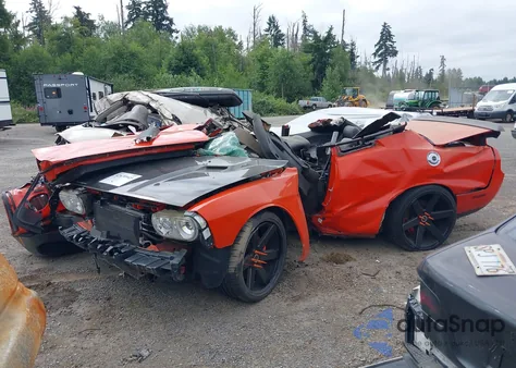 2009 Dodge Challenger Srt8 z USA, uszkodzony, nr VIN 2B3LJ74W39H527168